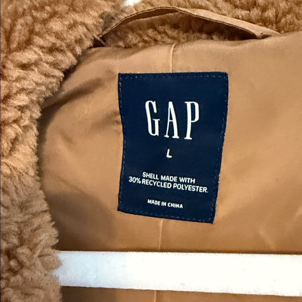 GAP Women's Tan Teddy Jacket - Picture 2 of 5